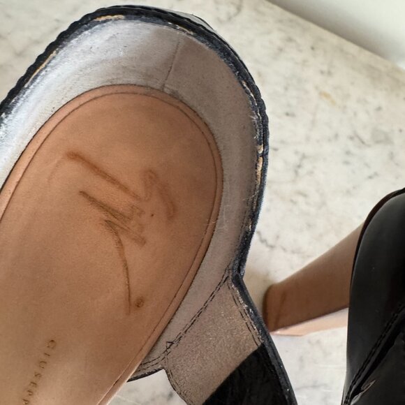 Giuseppe Zanotti - Picture 6 of 11